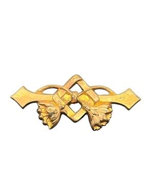 Victorian flower love knot gold tone vintage brooch pin c clasp